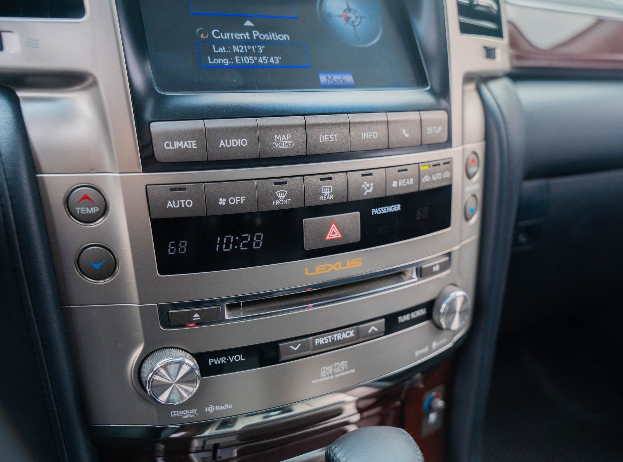 Lexus LX570 SX 2012 (13)