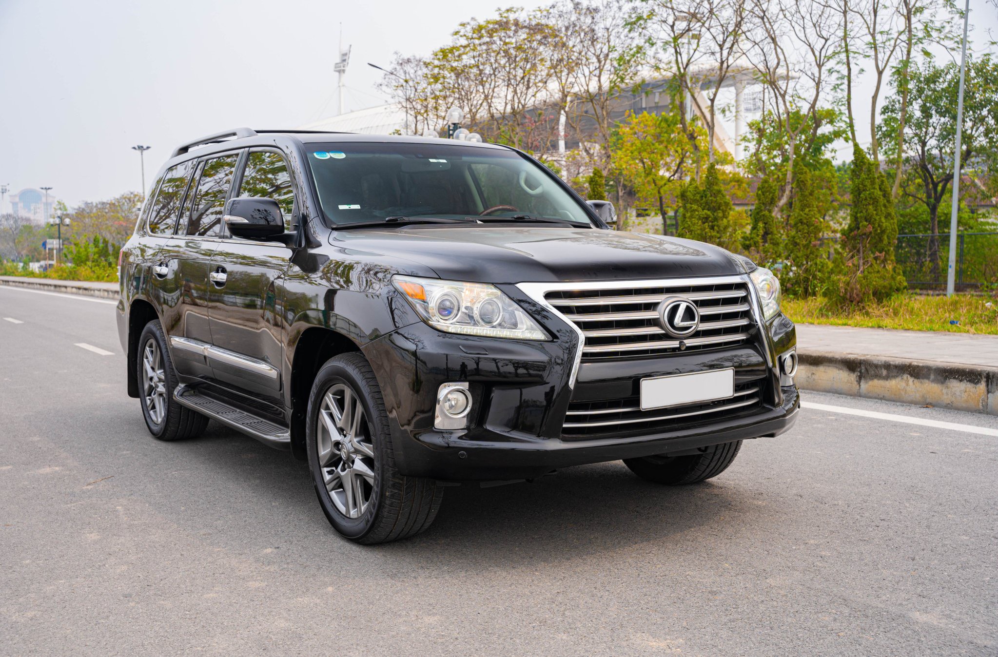 Lexus LX570 SX 2012 (3)