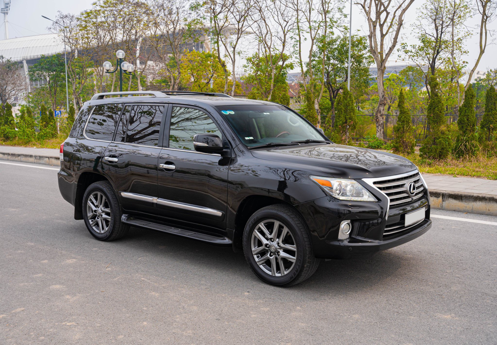 Lexus LX570 SX 2012 (6)
