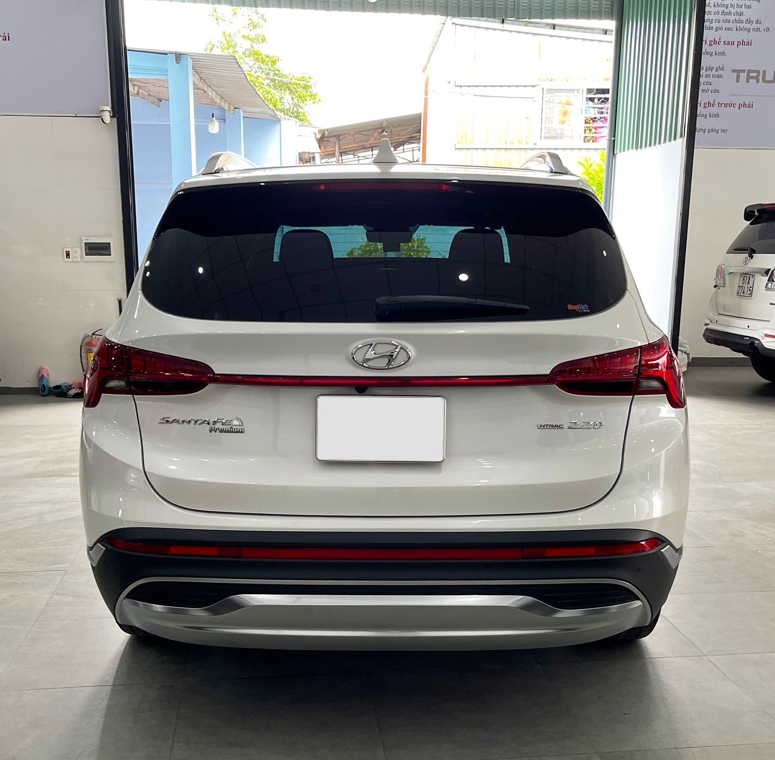 Hyundai Santafe 2.2D Premium 2021 (1)