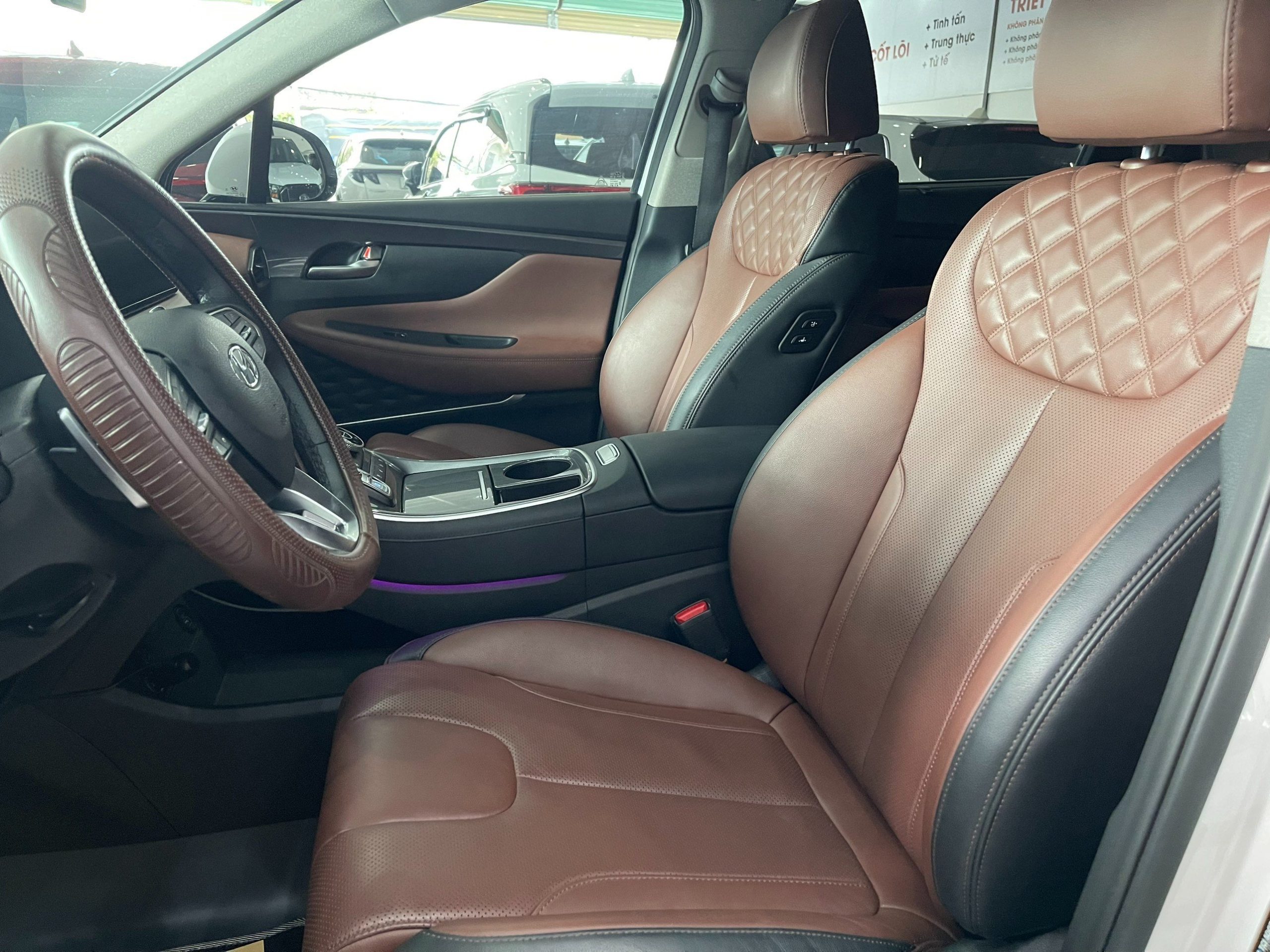 Hyundai Santafe 2.2D Premium 2021 (9)
