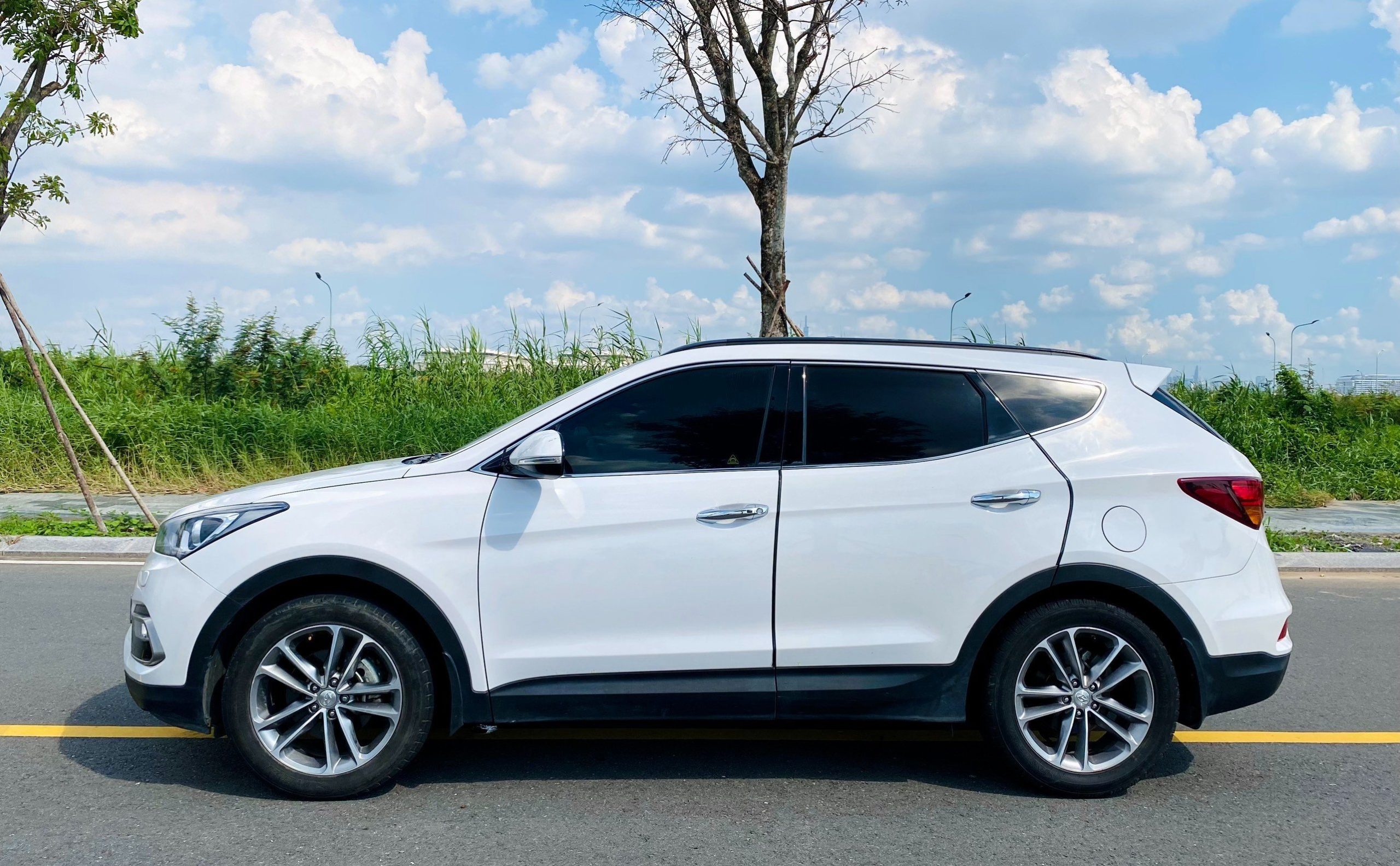 Hyundai Santafe 2017 Full xăng trắng (13)