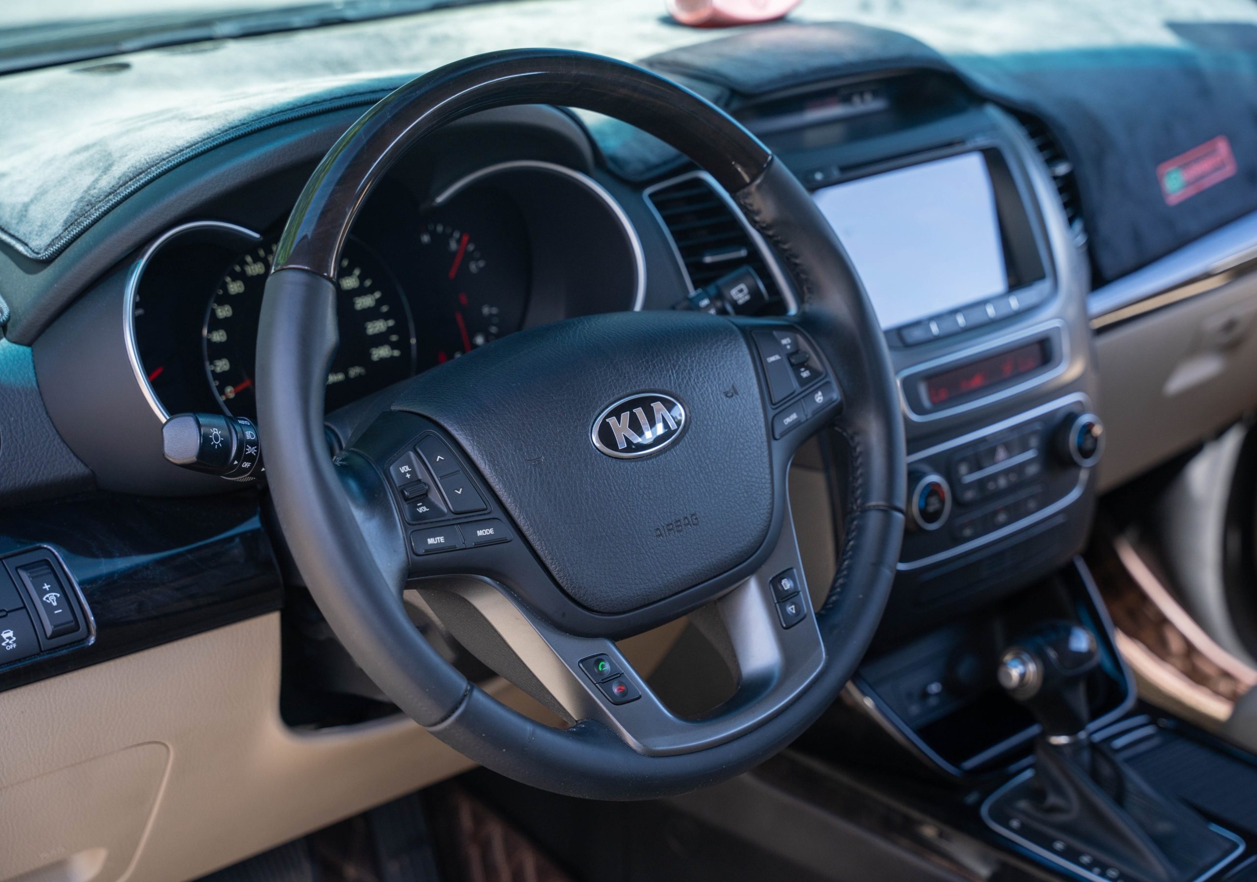 KIA SORENTO 2020 DẦU (14)