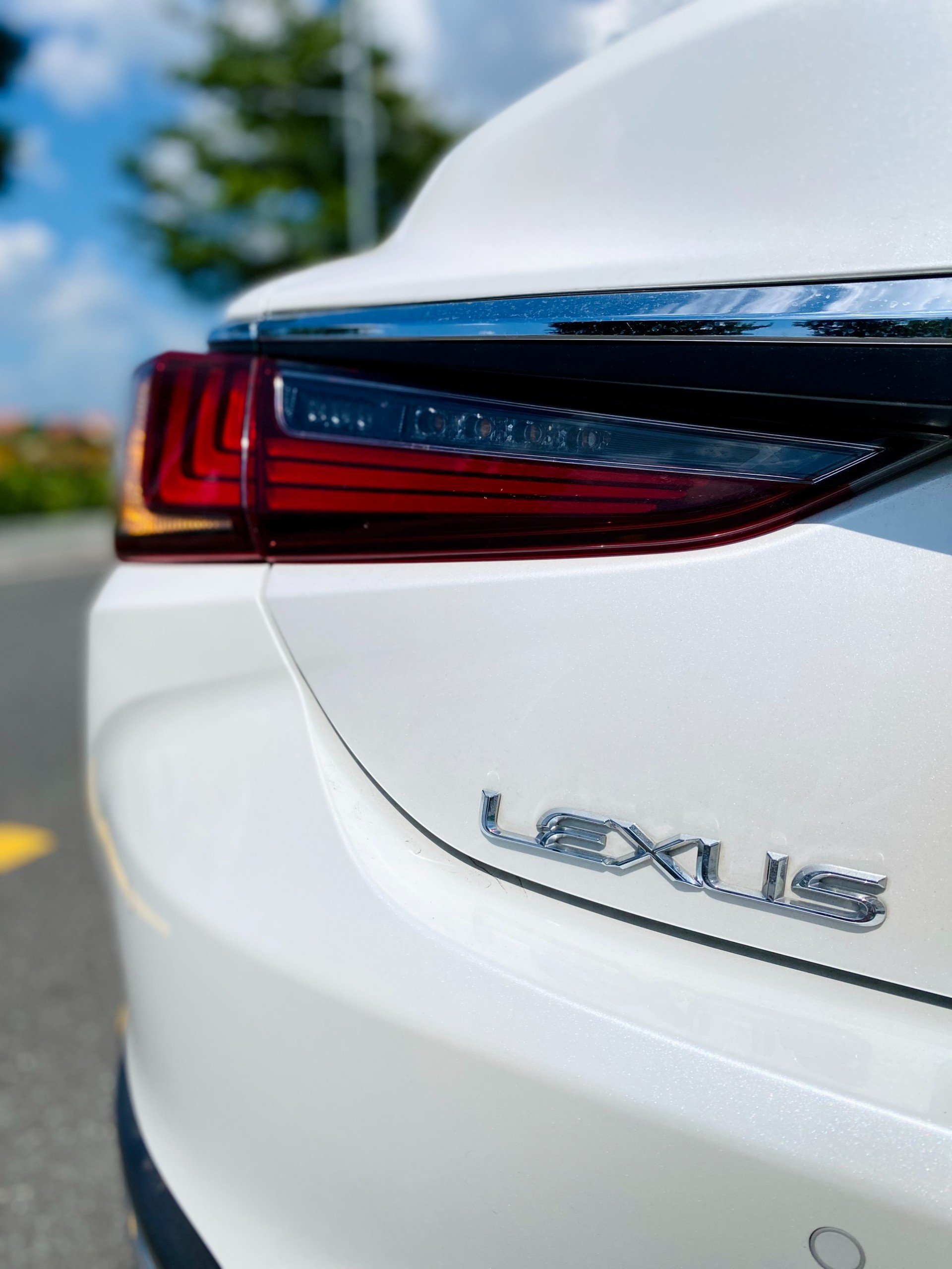 Lexus ES250 2021 - 2.5 trắng (25)