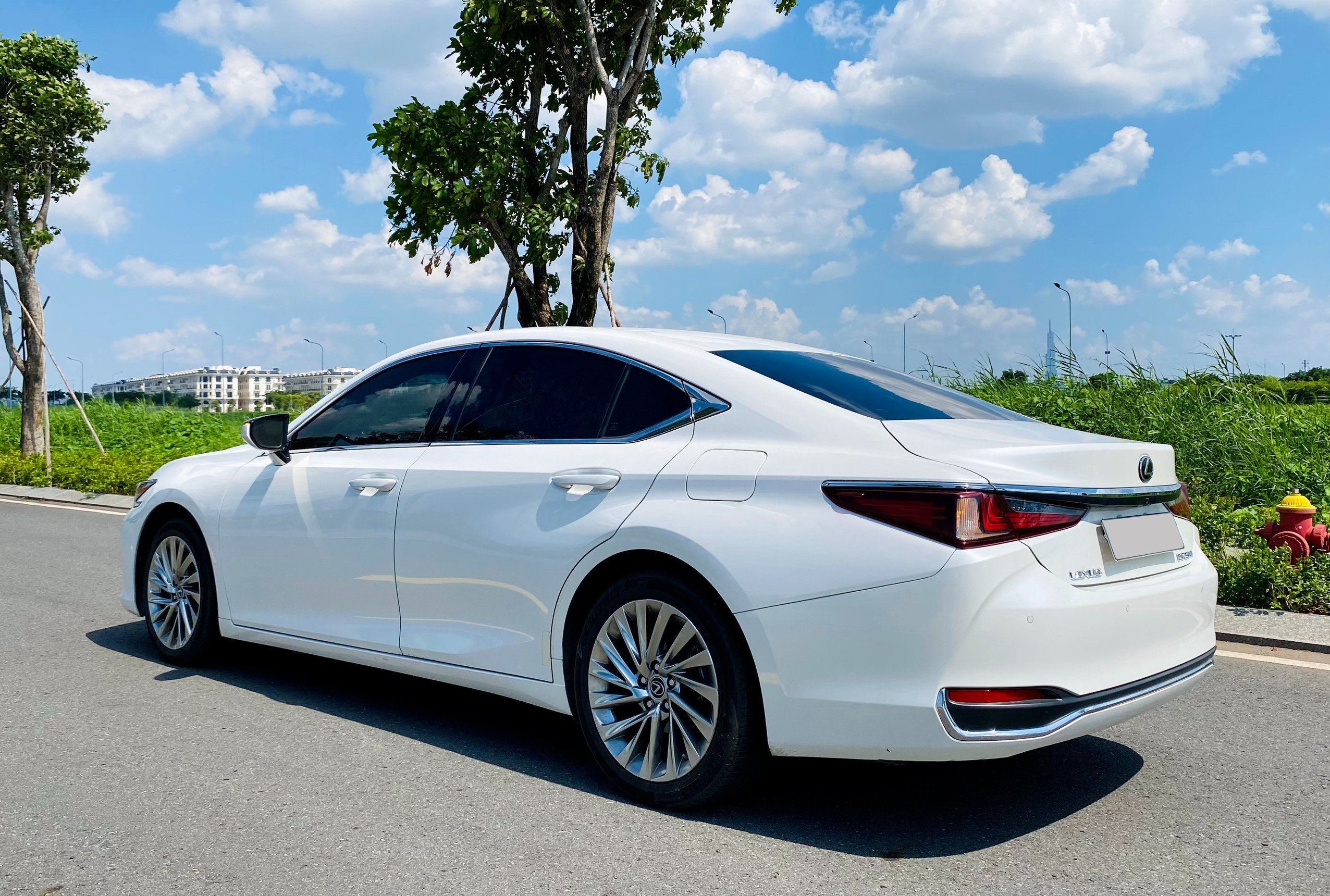 Lexus ES250 2021 - 2.5 trắng (29)
