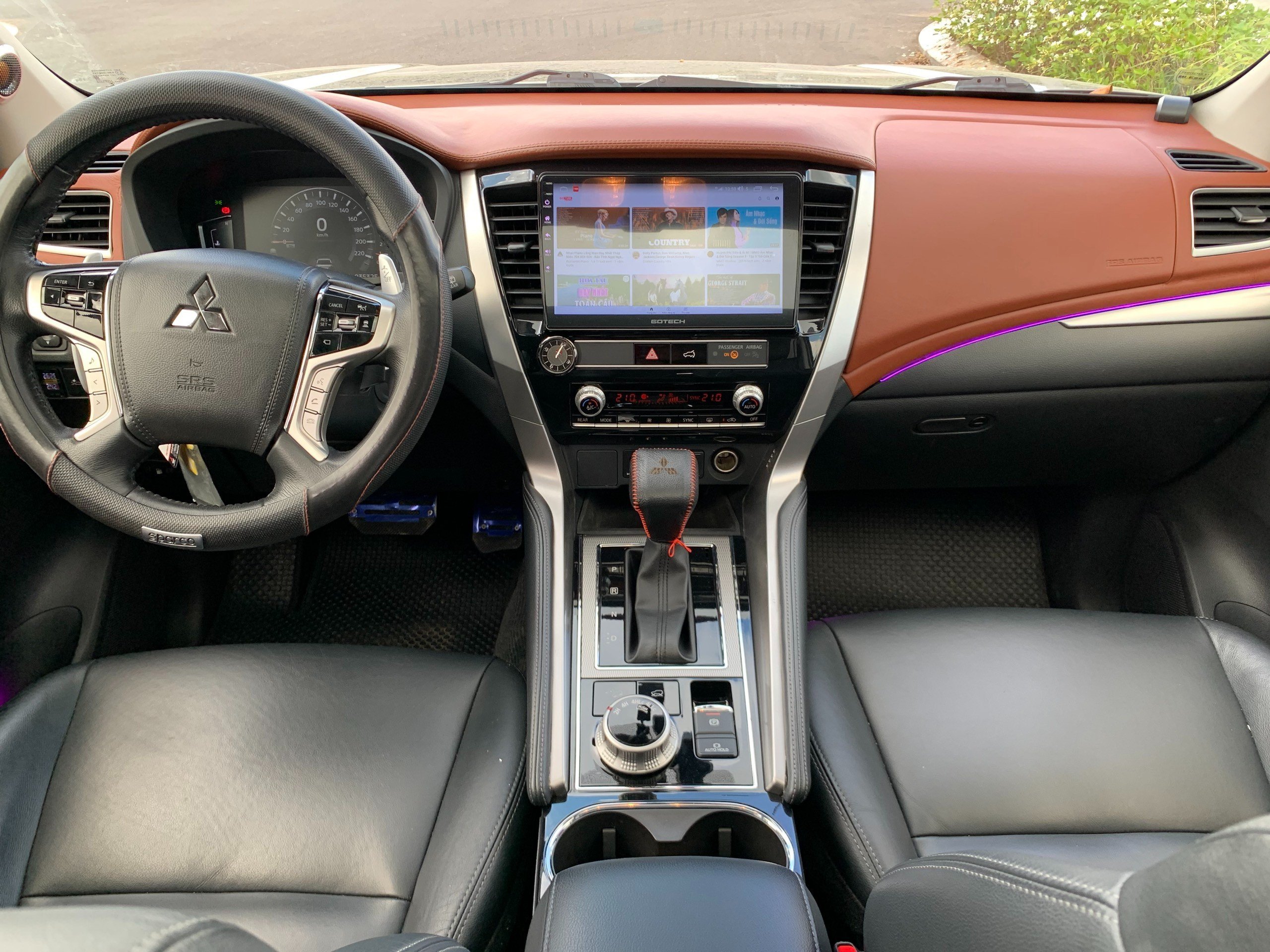 Pajero Sport 2.5AT Dầu 2 cầu sx2020 (16)