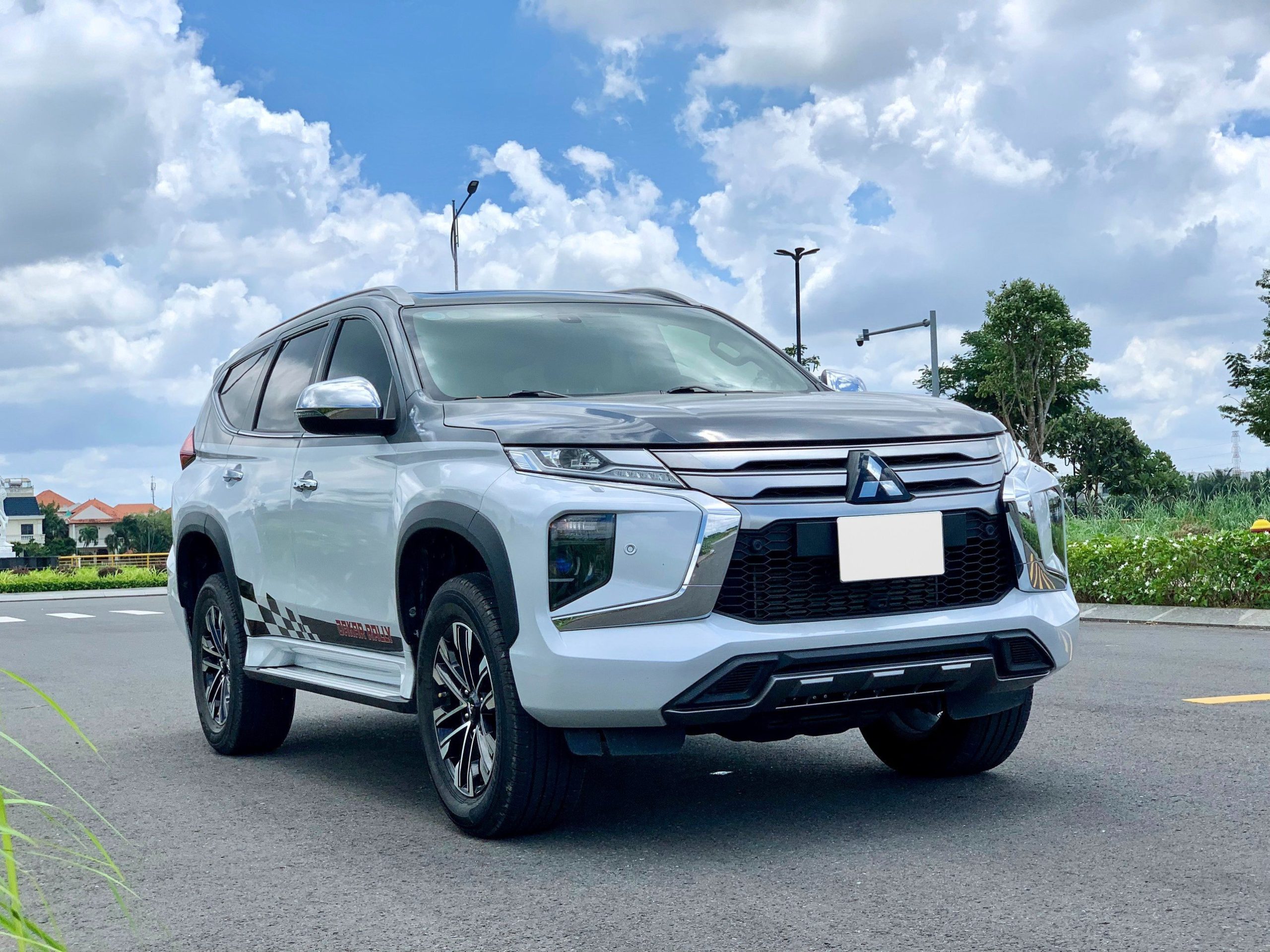 Pajero Sport 2.5AT Dầu 2 cầu sx2020 (3)