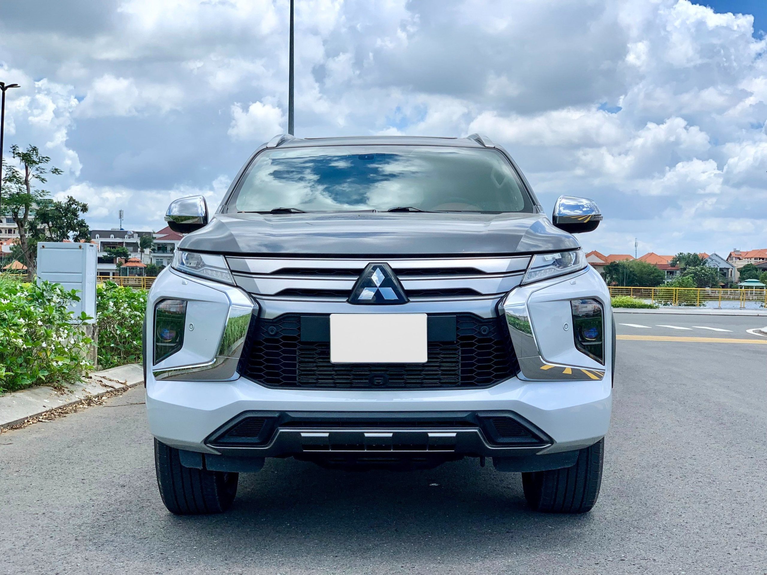 Pajero Sport 2.5AT Dầu 2 cầu sx2020 (5)