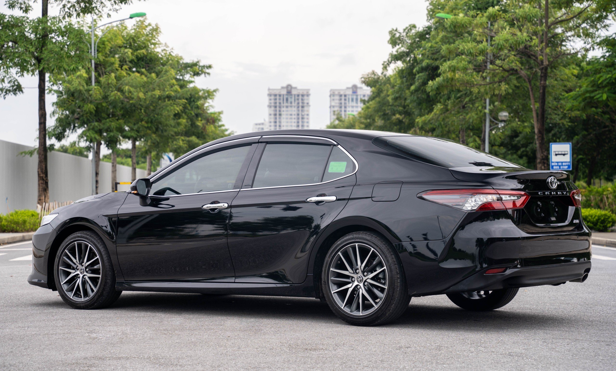 TOYOTA CAMRY 2022 (29)