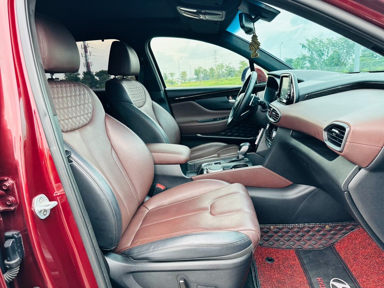 Hyundai Santafe 2019 (12)