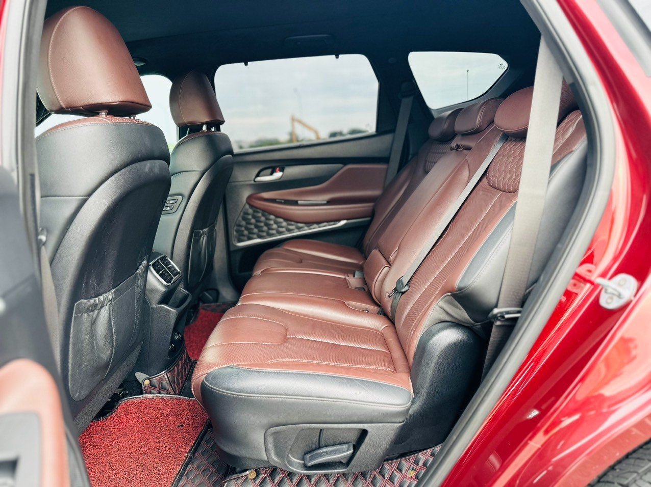 Hyundai Santafe 2019 (5)