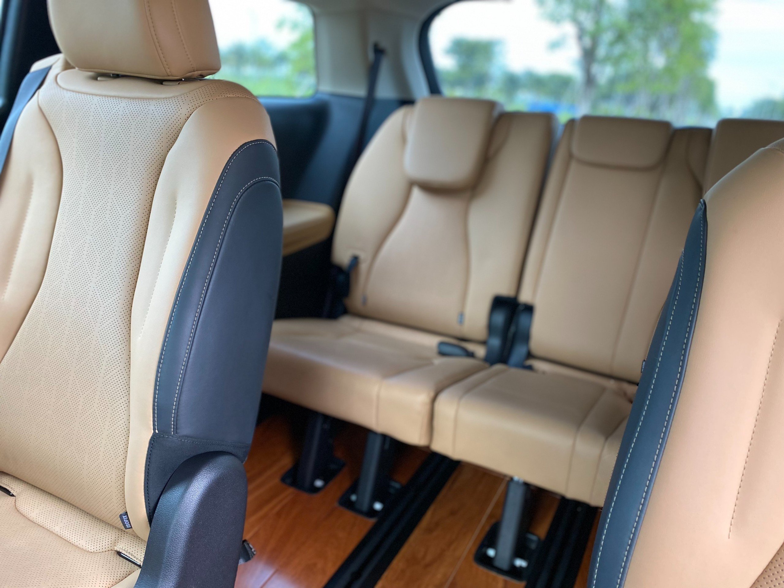 KIA Carnival 2023 - Luxury (23)
