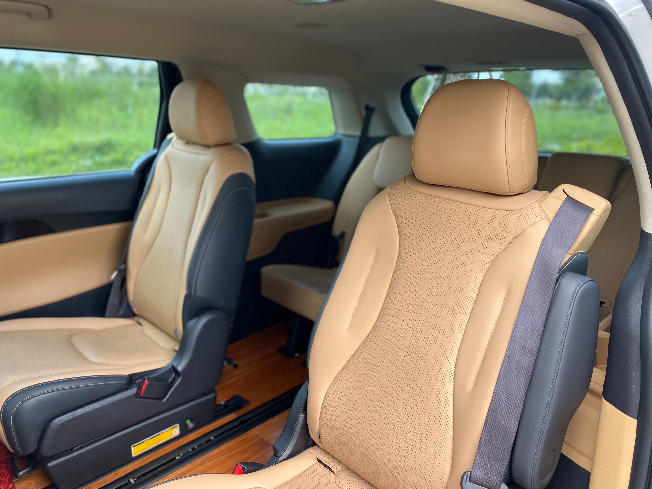 KIA Carnival 2023 - Luxury (28)