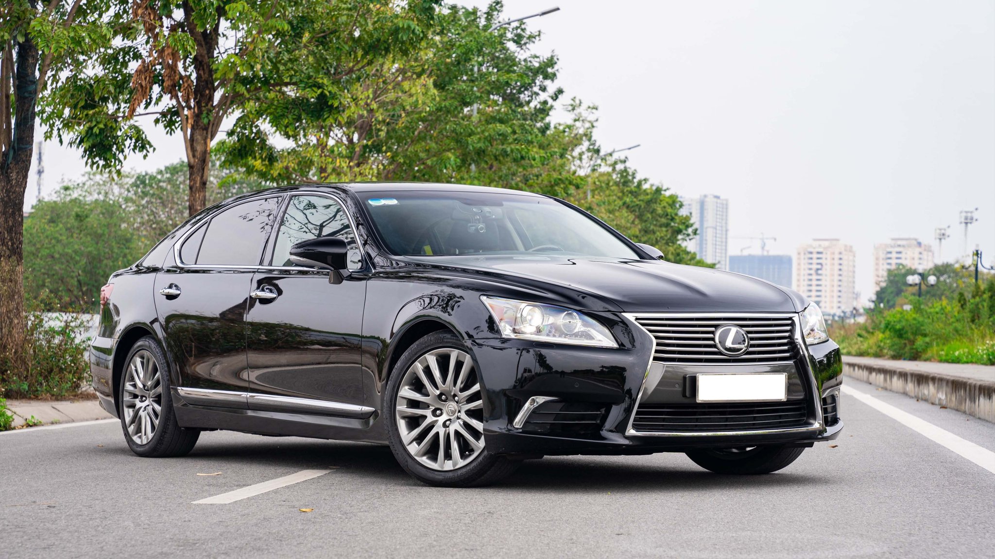 LEXUS LS460L 2015 (12)