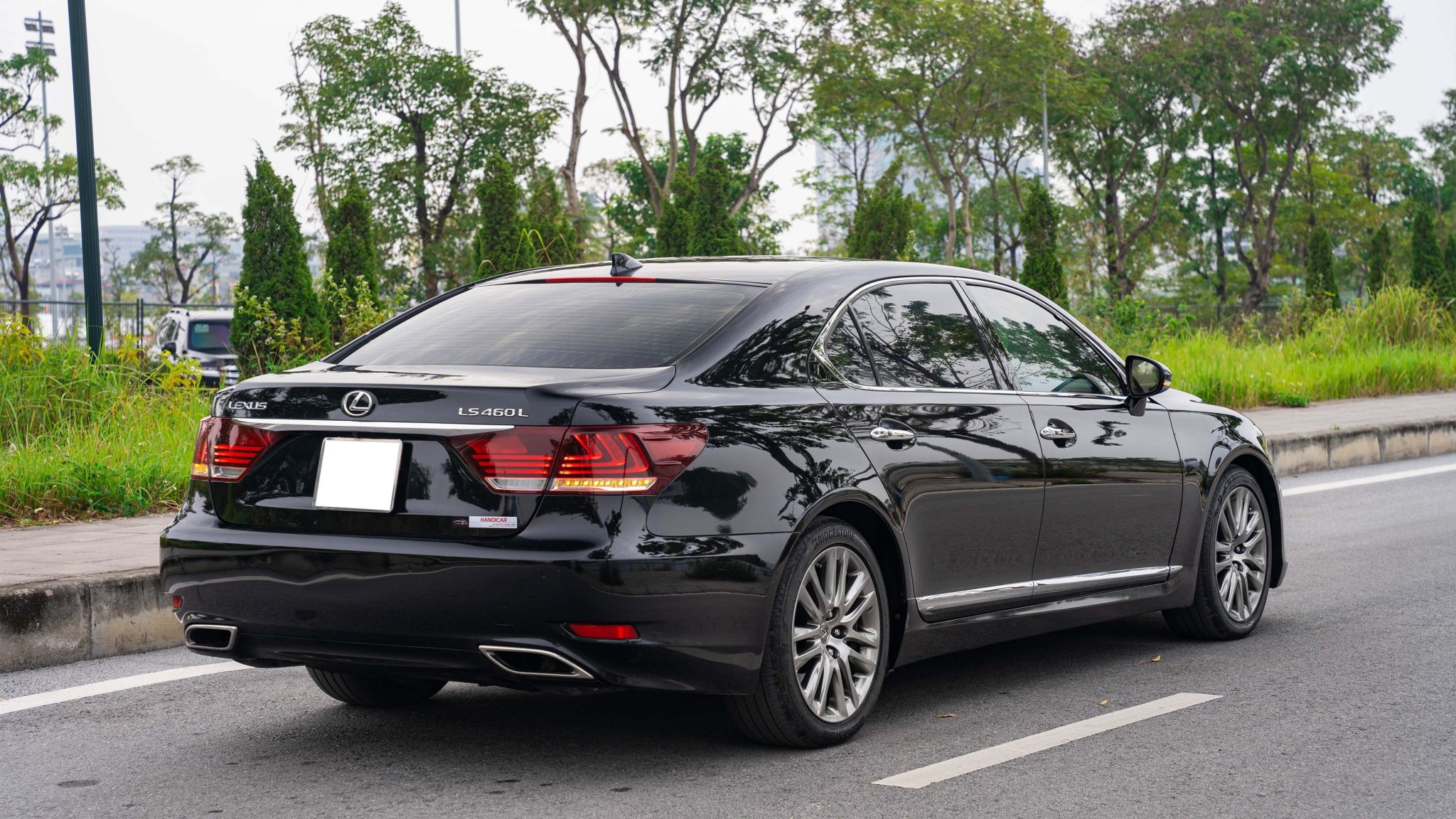 LEXUS LS460L 2015 (16)