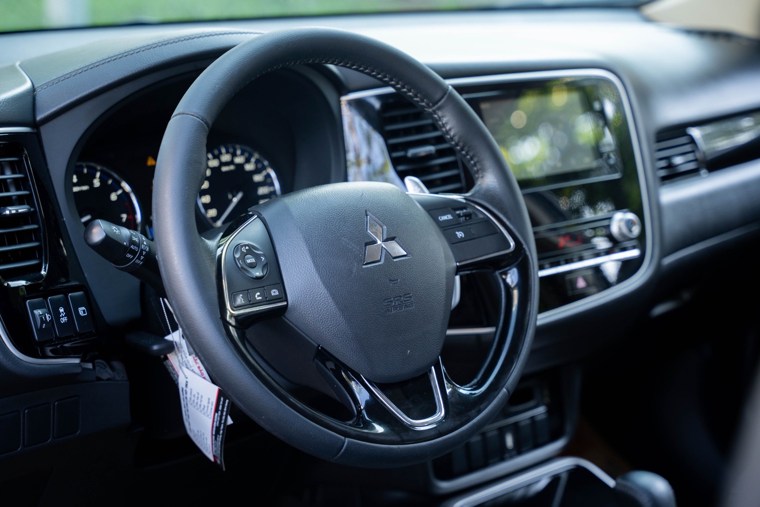 MITSUBISHI OUTLANDER 2021 (11)