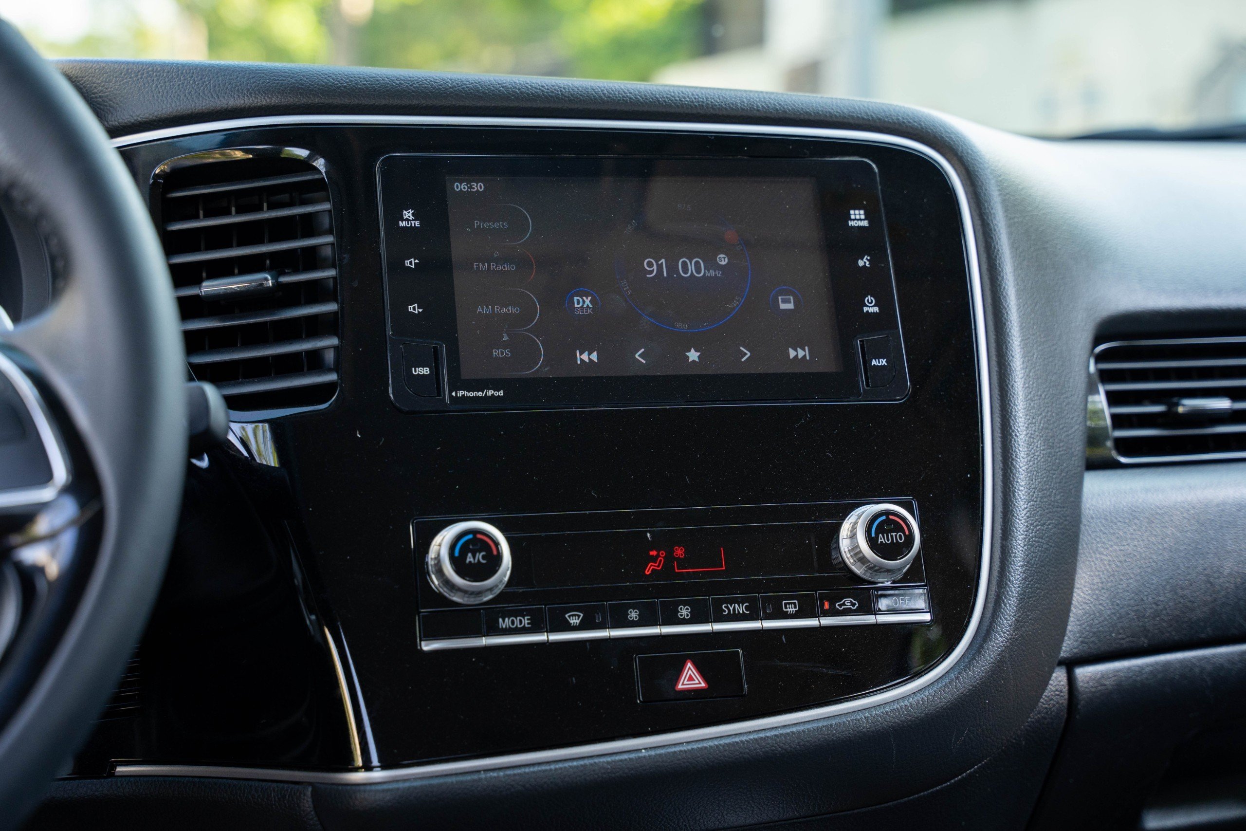MITSUBISHI OUTLANDER 2021 (2)