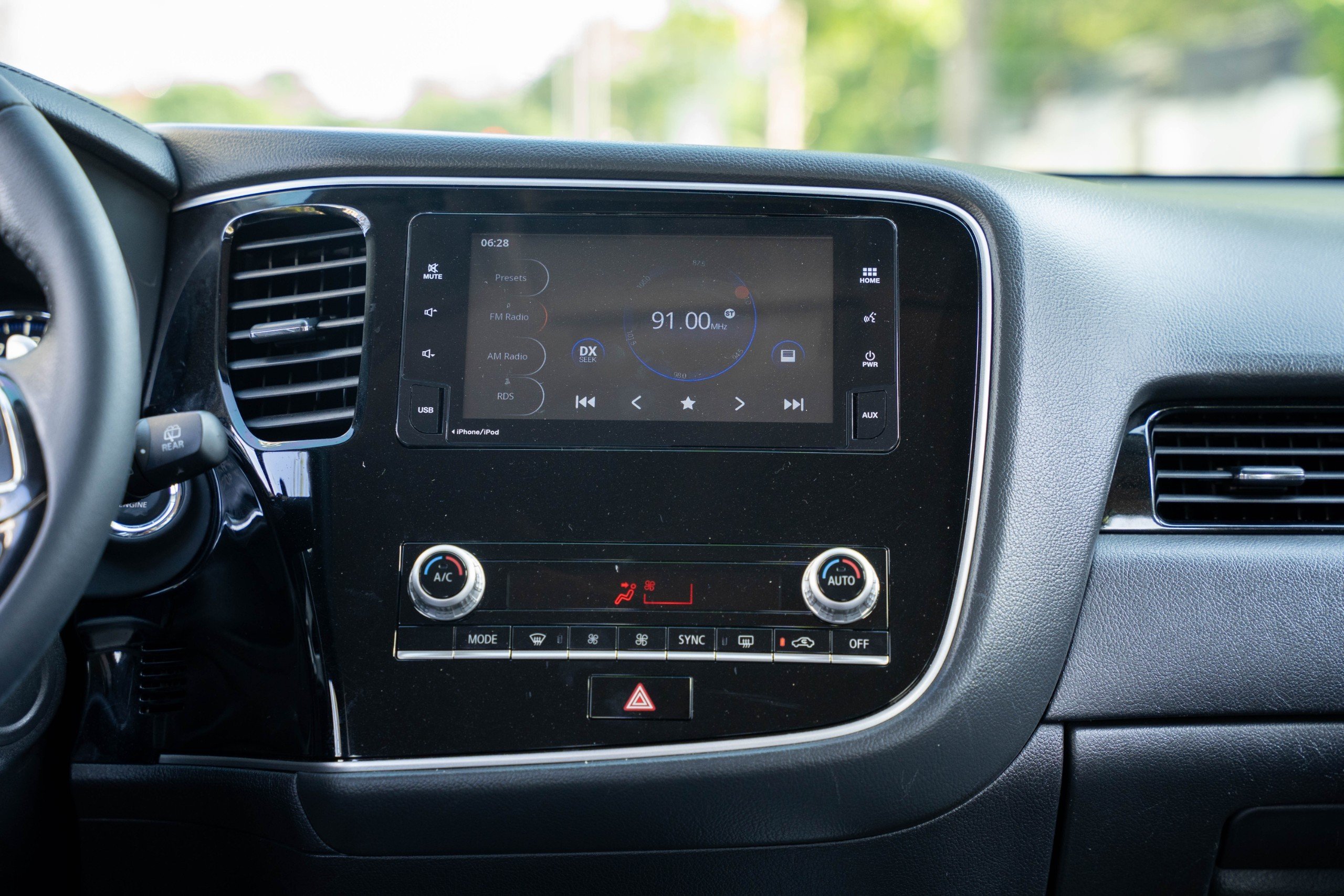 MITSUBISHI OUTLANDER 2021 (4)