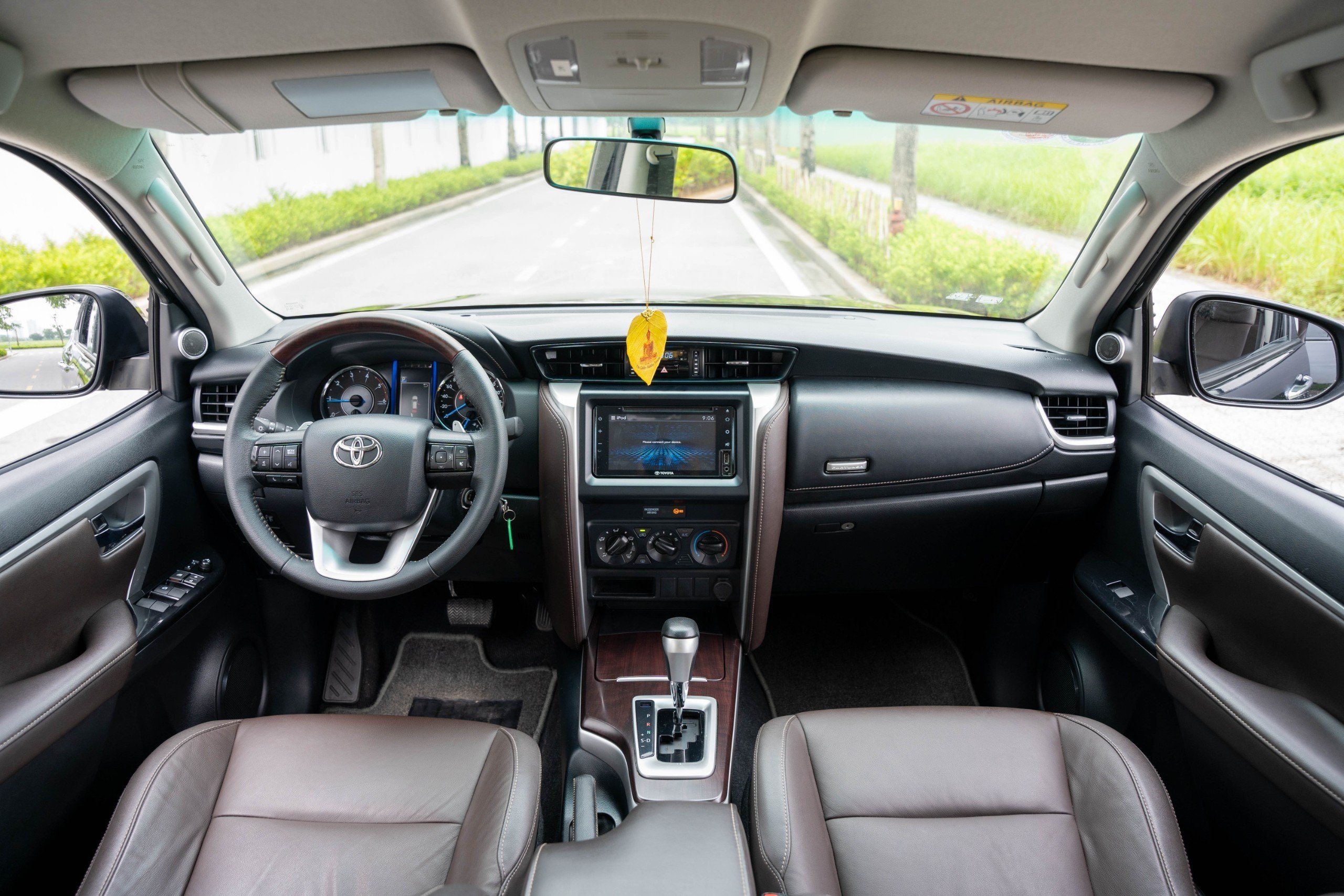 TOYOTA FORTUNER 2019 (15)