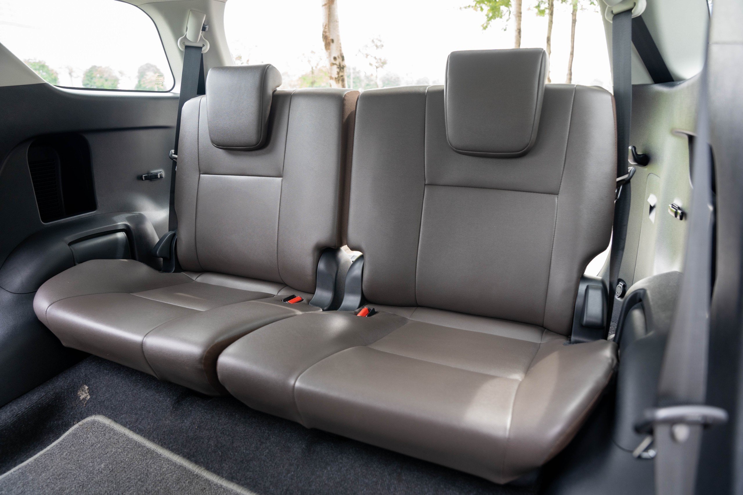 TOYOTA FORTUNER 2019 (16)