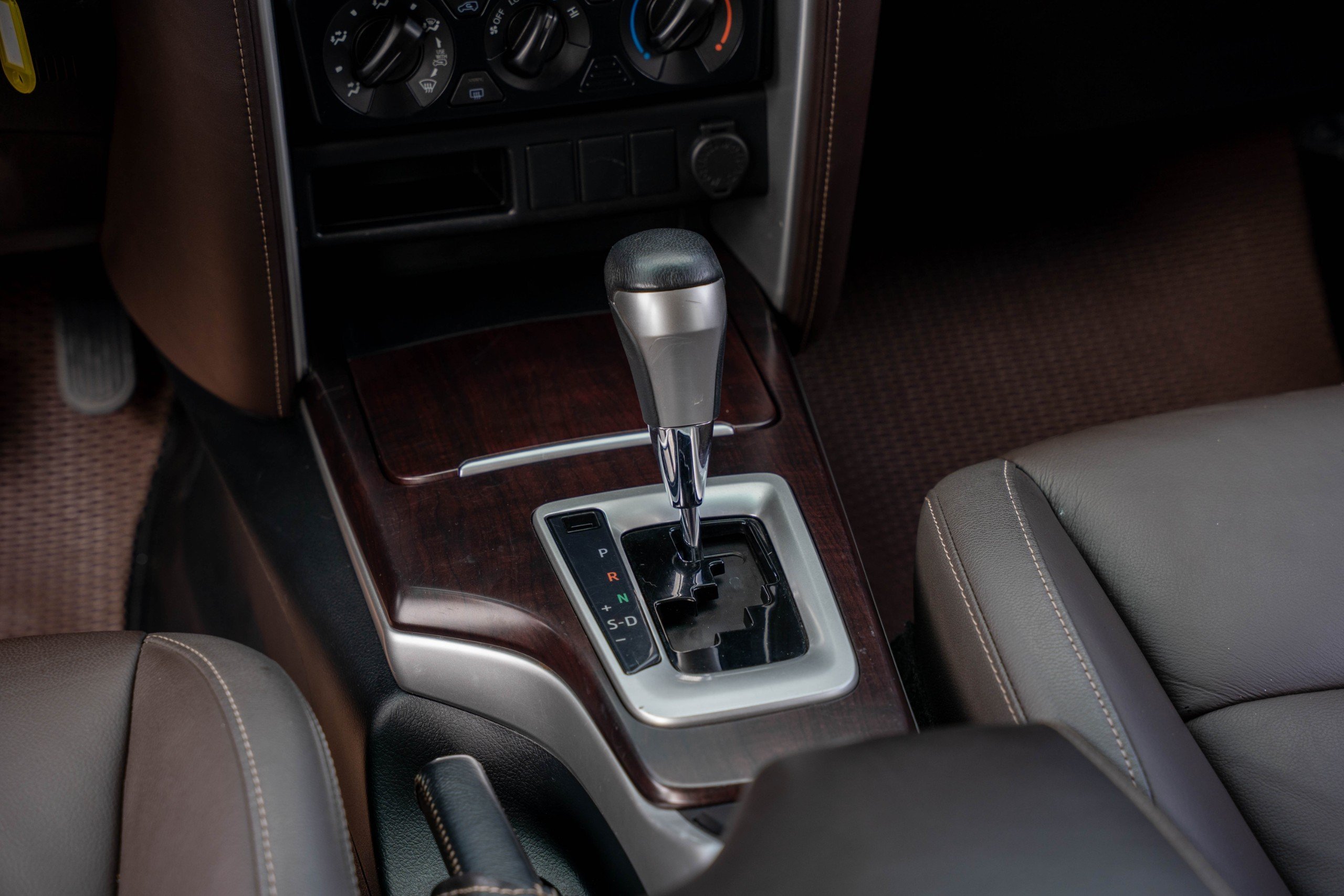 TOYOTA FORTUNER 2019 DẦU (13)