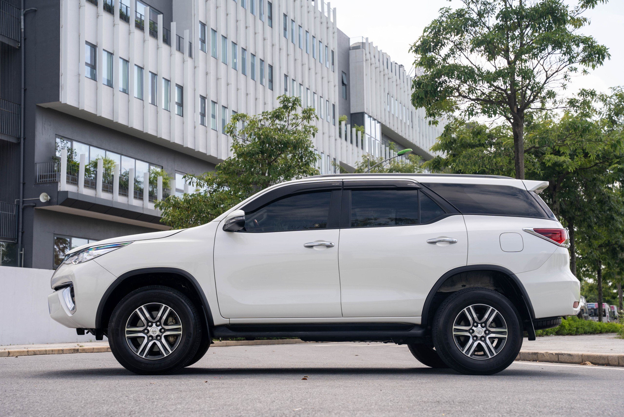 TOYOTA FORTUNER 2019 DẦU (8)