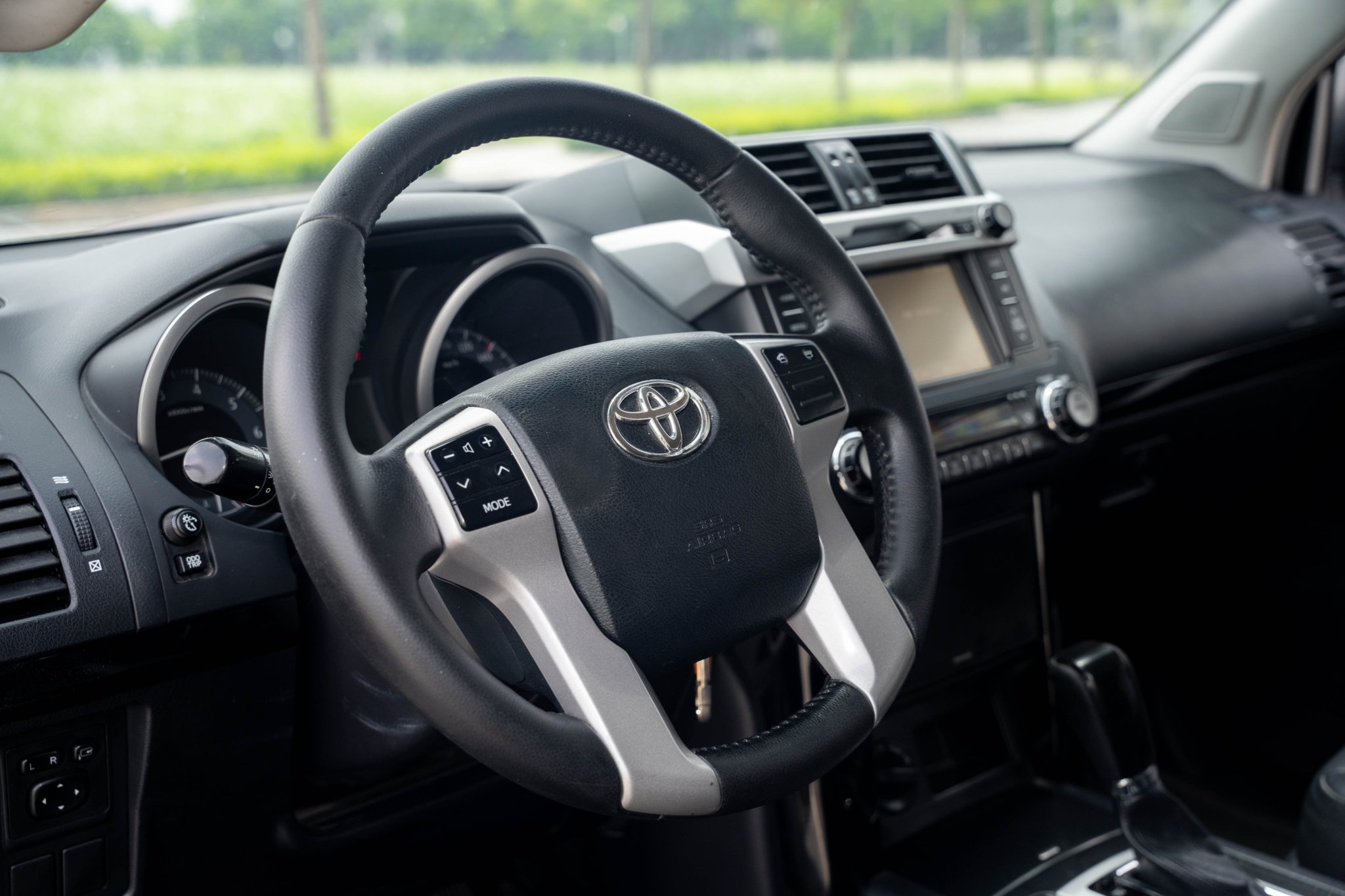 TOYOTA PRADO 2014 (16)