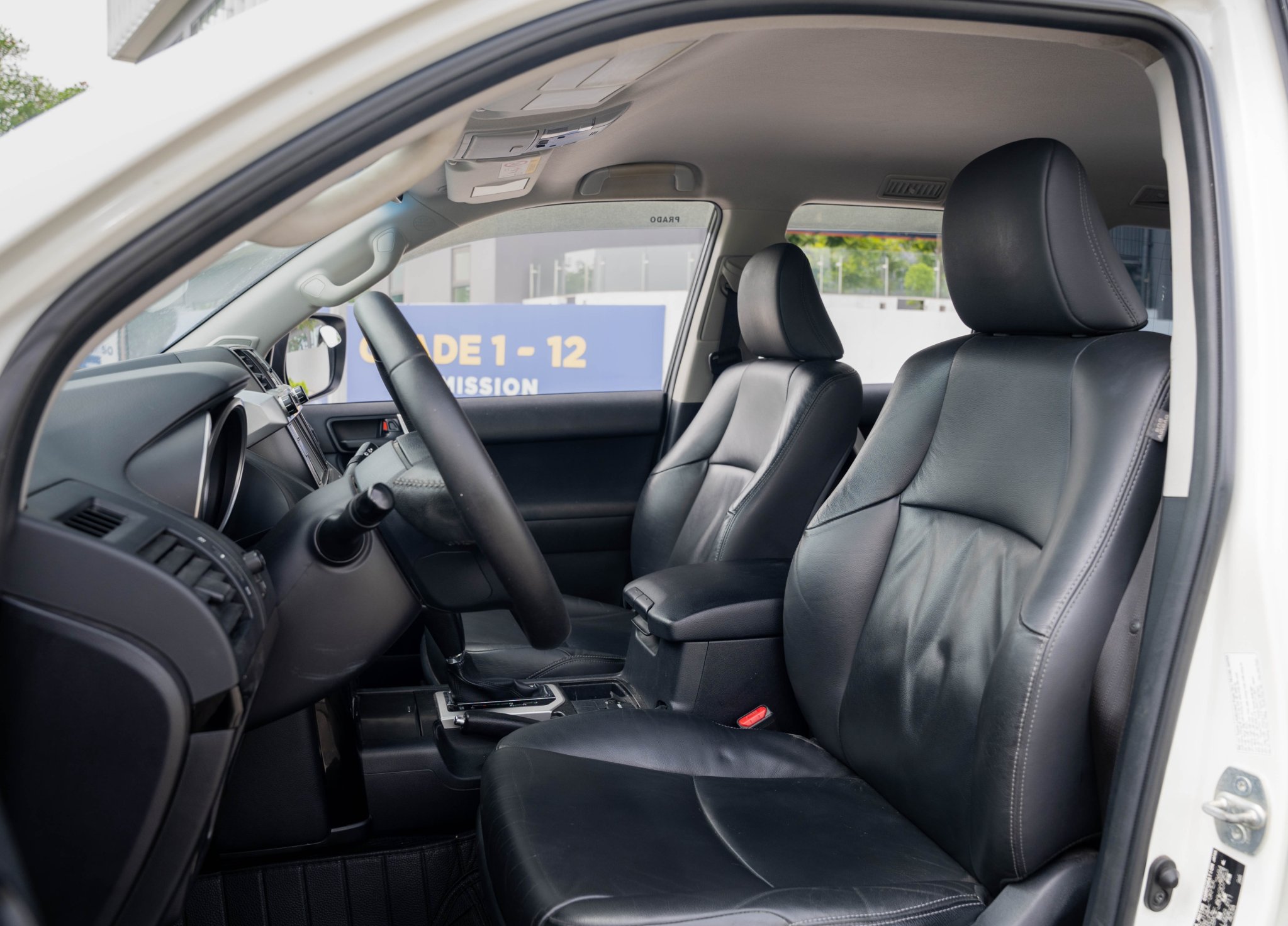 TOYOTA PRADO 2014 (3)
