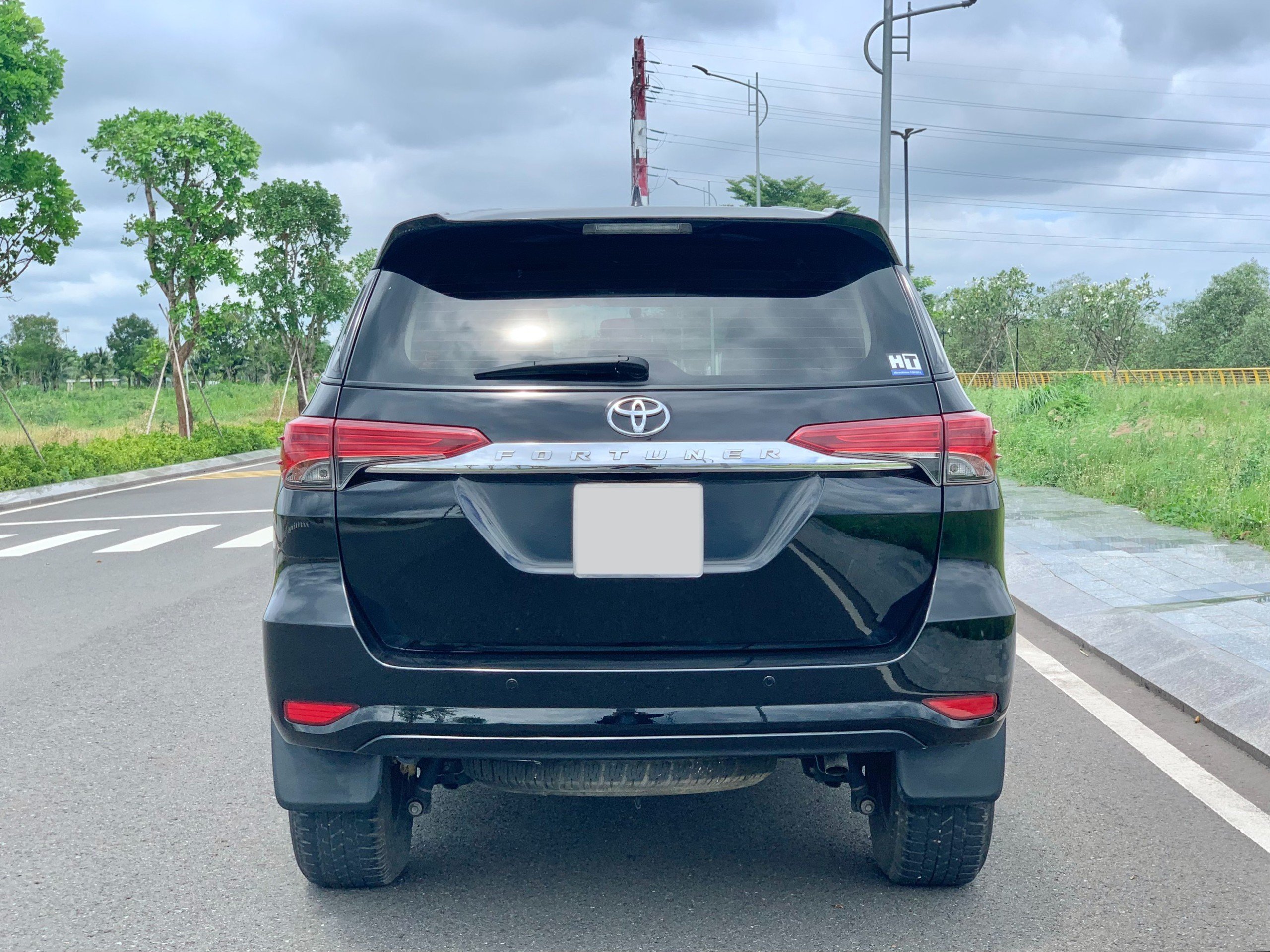 Toyota Fortuner 2017 2.7AT máy Xăng (19)