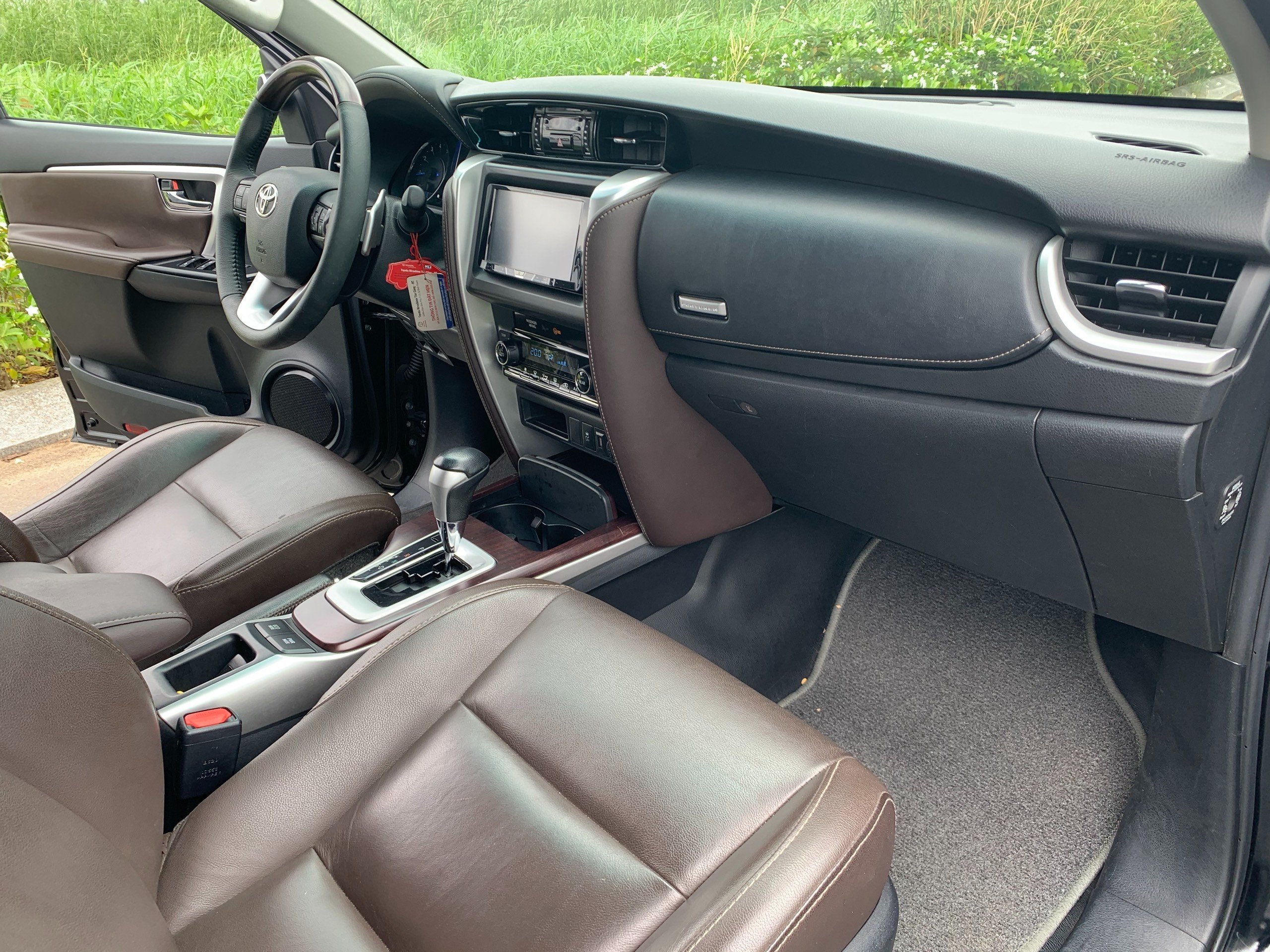 Toyota Fortuner 2017 2.7AT máy Xăng (4)
