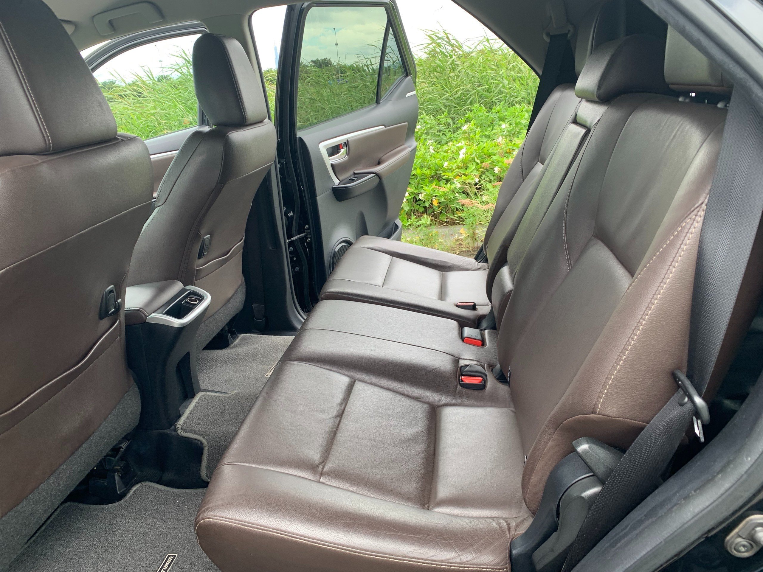 Toyota Fortuner 2017 2.7AT máy Xăng (8)